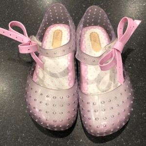Mini Melissa - clear with pink bow - size 9